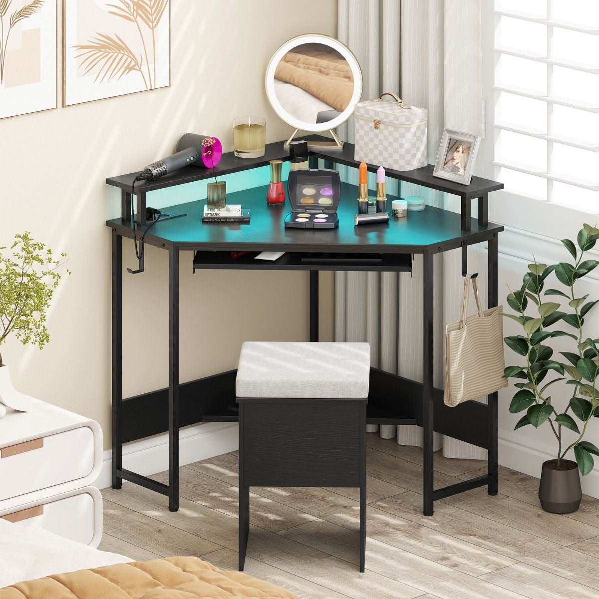 Eckschreibtisch Mit Ladestation & LED & Tastaturablage & Monitorständer Gamingtisch Schwarz