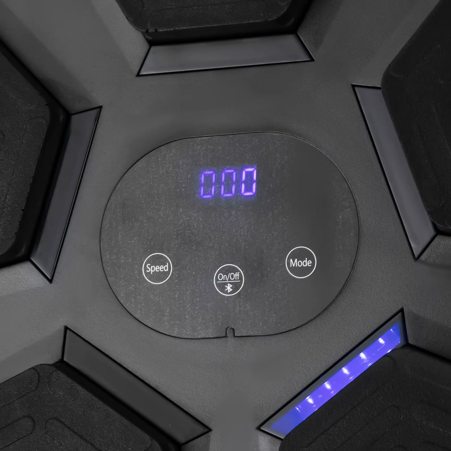 200Kg Load Capacity Music Boxing Target ABS/PU Material 40 * 6.5Cm Size 2.35Kg Weight 1800Mah Battery Bluetooth Punching Bag